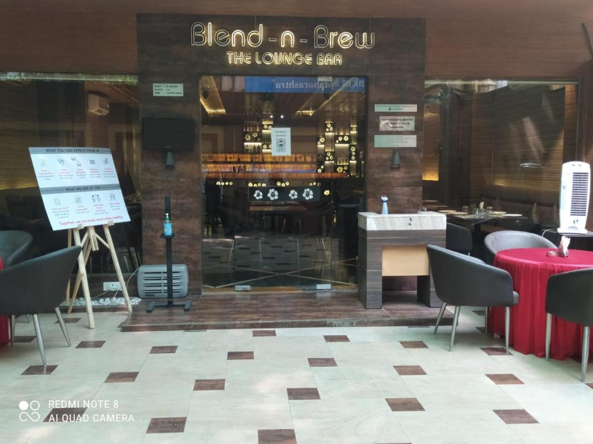 Hotel Plaza Mumbai Exterior foto